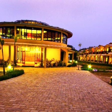 Corbett Rattan Garjia Ngoại thất bức ảnh